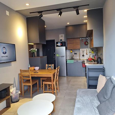Chase Dream Hostel追梦空间 Batoumi Extérieur photo
