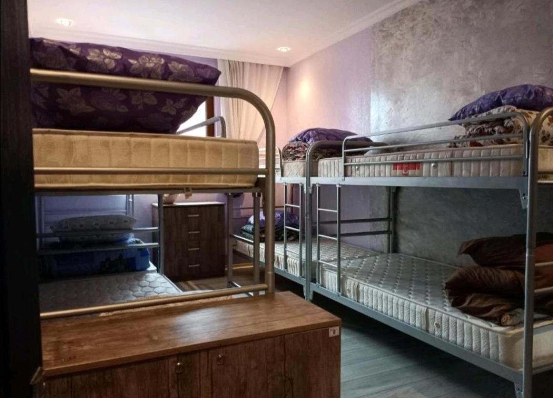 Chase Dream Hostel追梦空间 Batoumi Extérieur photo